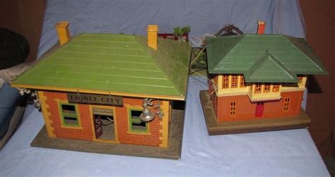 antique lionel metal house|VINTAGE LIONEL SKYLINE METAL HOUSE M 5 IN ORIGINAL .